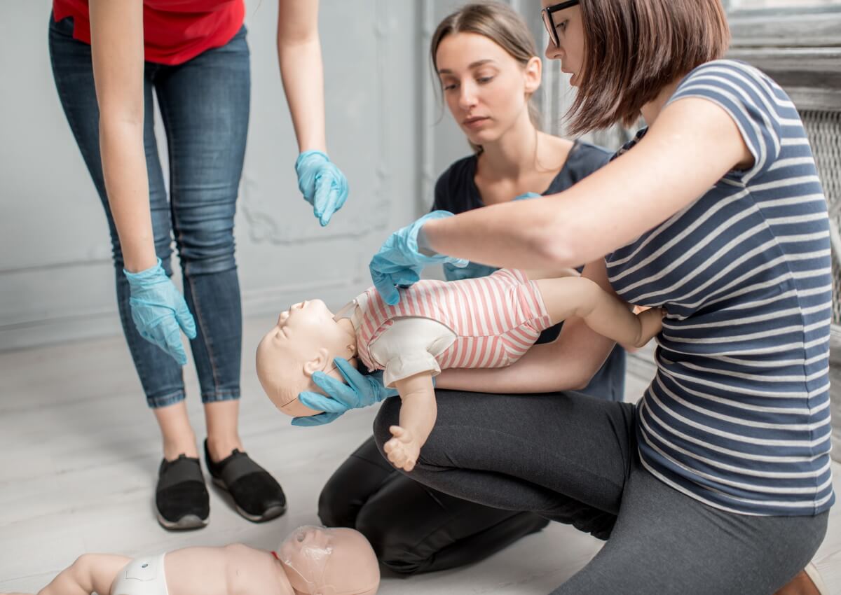  Erste Hilfe Kindergarten: Maßnahmen und Vorgaben für Erzieher Motiv 