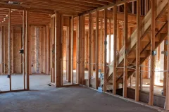 Innenraumkonstruktion aus Holz.